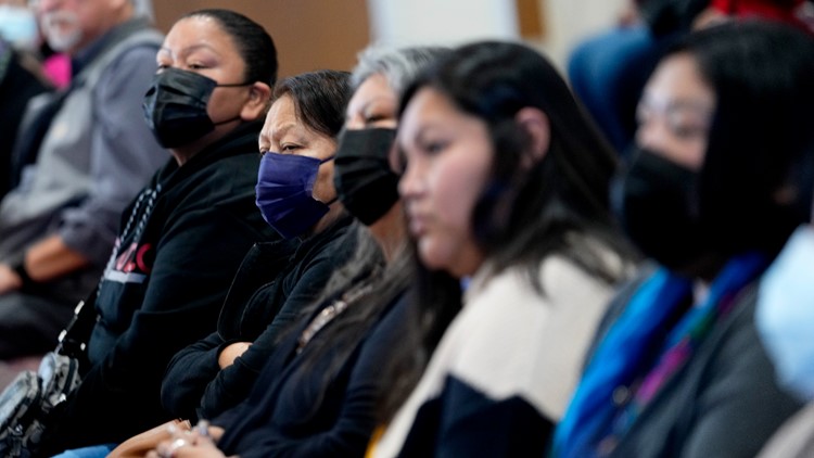 Native Americans share trauma of Arizona boarding schools