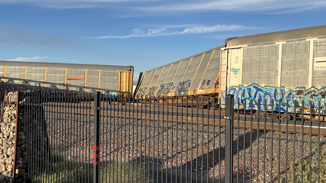 First mile of 'smart' border wall completed in southern Arizona ...