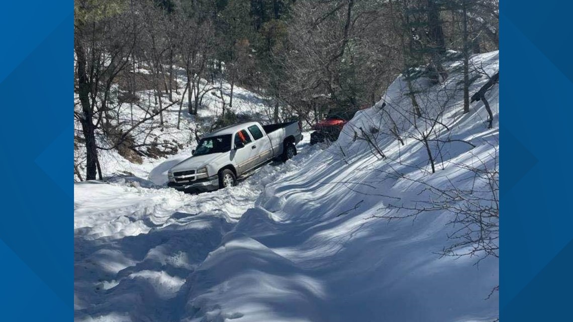 Couple rescued in Yavapai County after spending 2 nights in truck