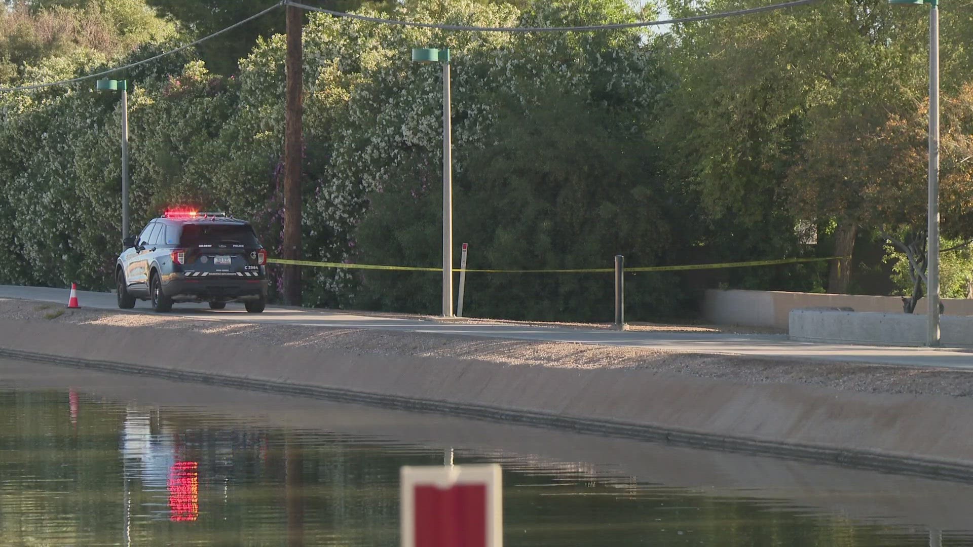 The body of a man was found in a canal in Gilbert, Arizona, and police are investigating his death as suspicious. Watch the video above for more information.