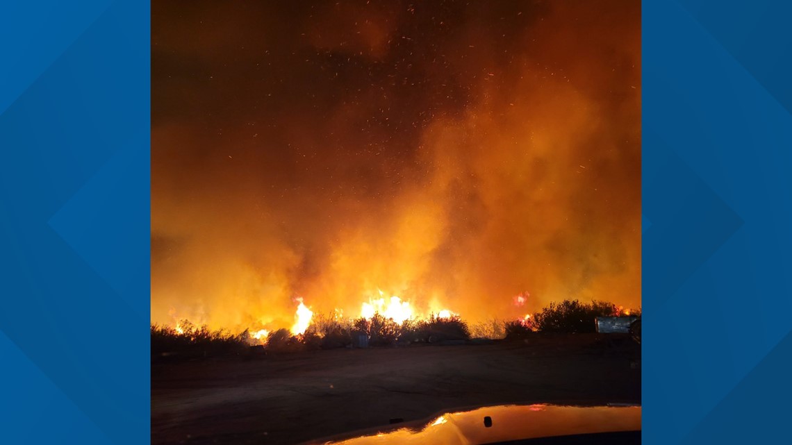 100-acre wildfire burning south of Wikieup - Vimarsana News