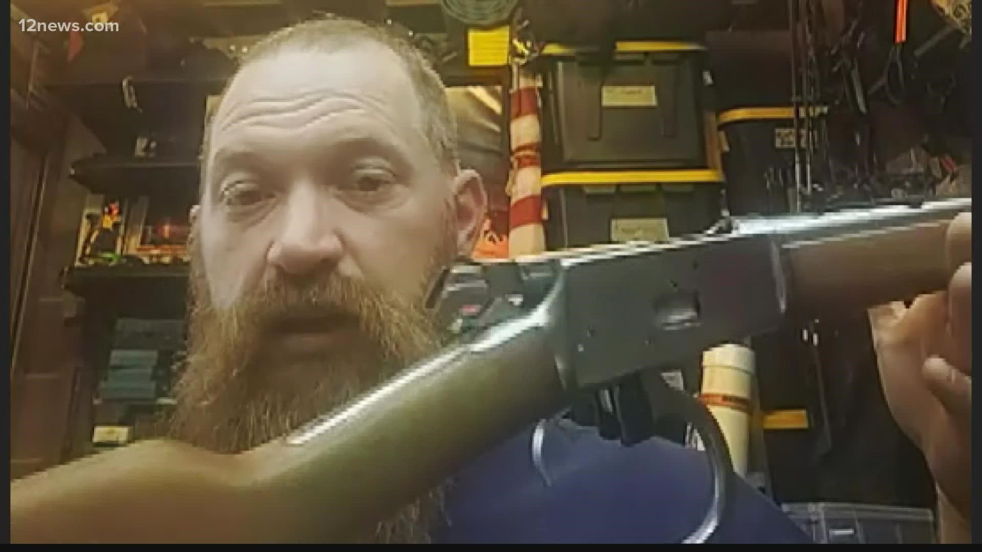 Arizona gun expert reacts to Alec Baldwin shooting 12news