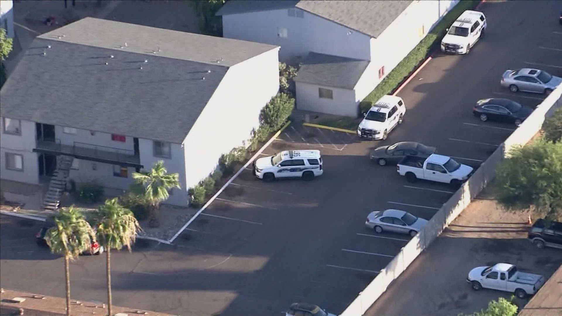 1-year-old girl dies after being pulled from a Phoenix bathtub | 12news.com