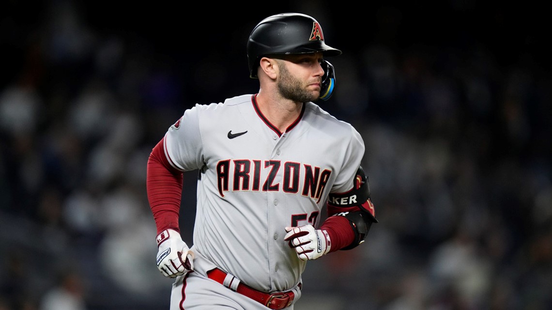 Arizona Diamondbacks struggling to ignite running game in MLB postseason