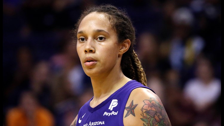 Penny Taylor calls for Brittney Griner's release at hall of fame induction