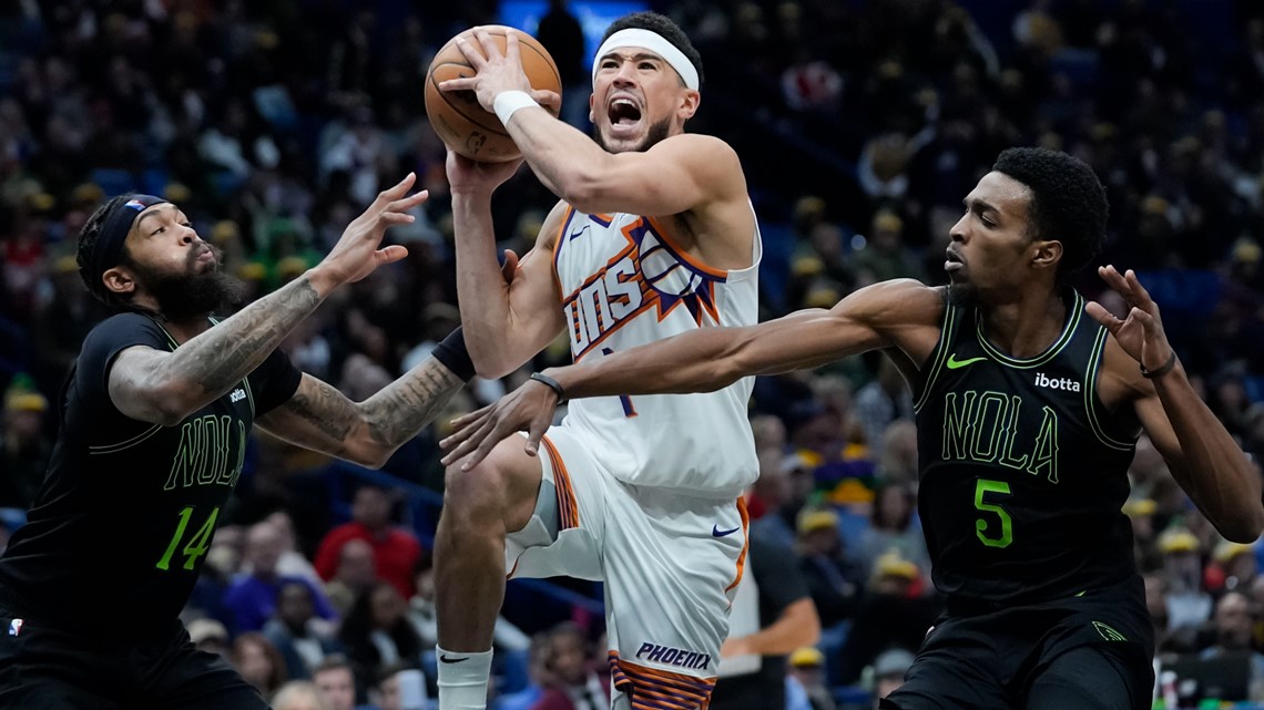 Booker Scores 52, Suns Rout Pelicans | 12news.com