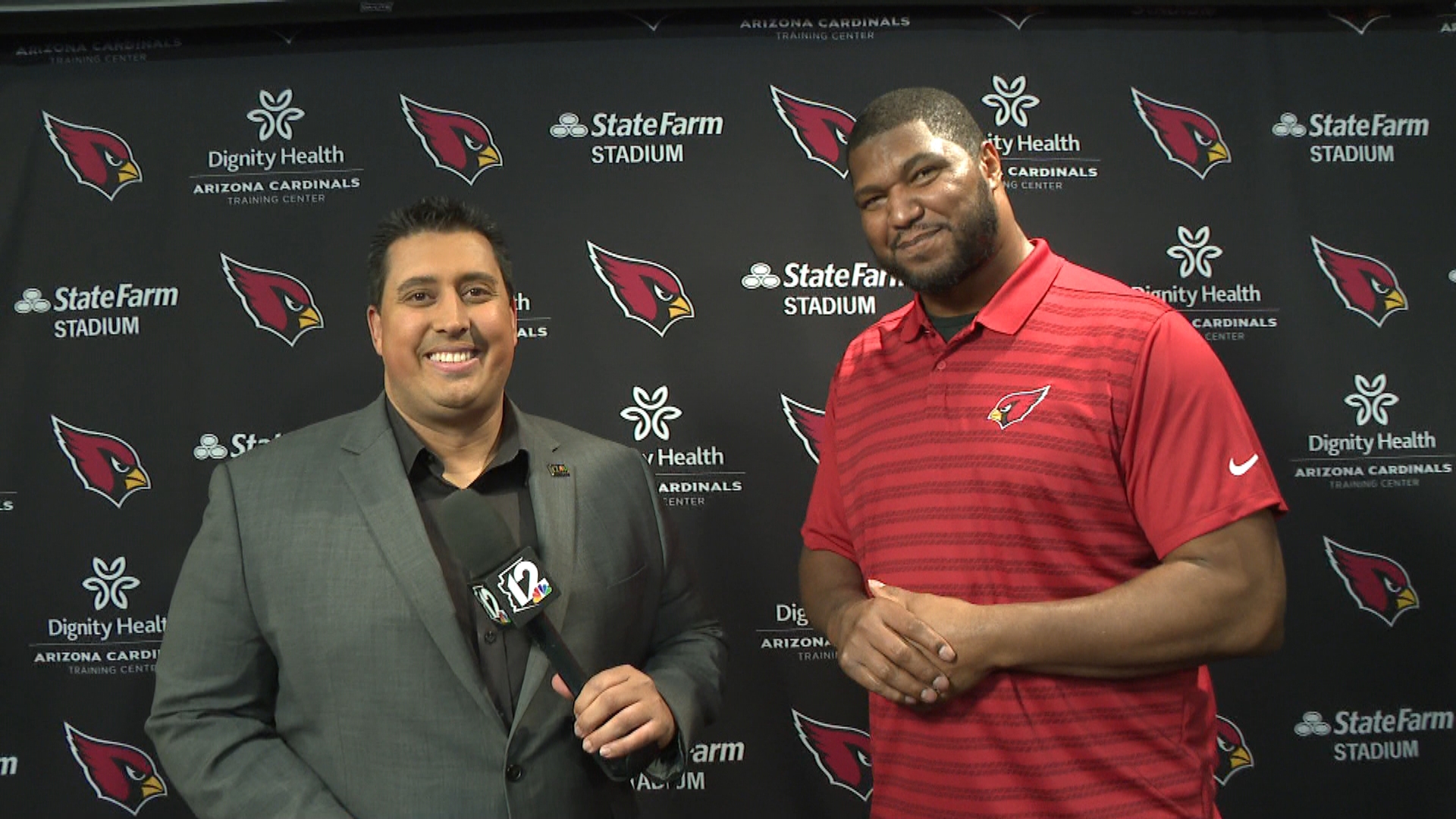 Calais Campbell officially an Arizona Cardinal again | 12news.com