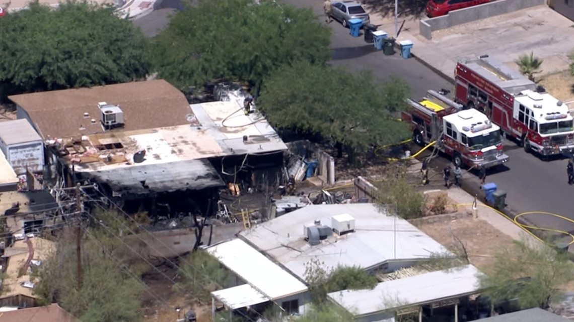 House Fire In West Phoenix Burns 3 Homes, Displaces 6 People | 12news.com