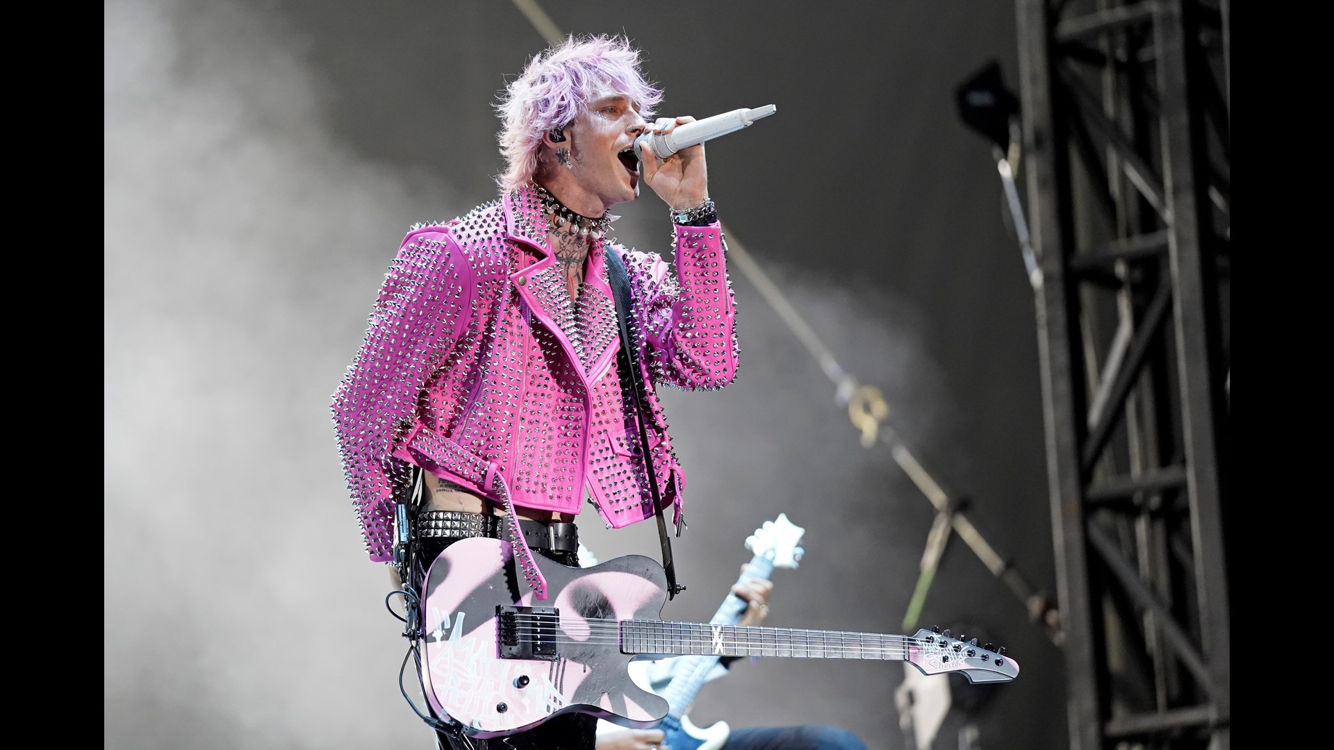 2023 Super Bowl Concerts: Rihanna, Paramore, Cardi B, and more | 12news.com