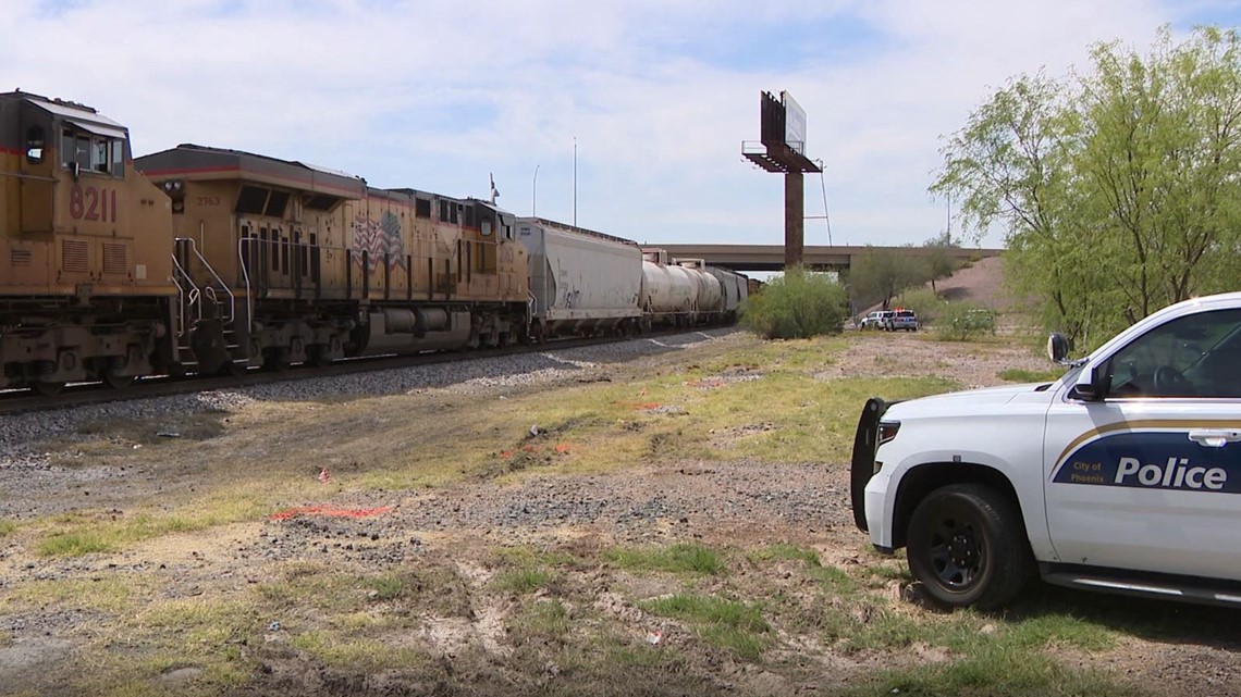 Woman killed in crash involving train in Phoenix, police say | 12news.com