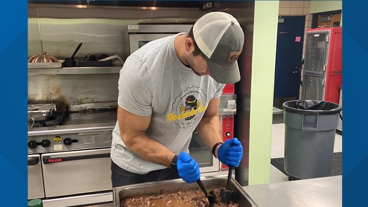 Retired NFL Lineman Jared Veldheer Cooks at His Kids' School Cafeteria