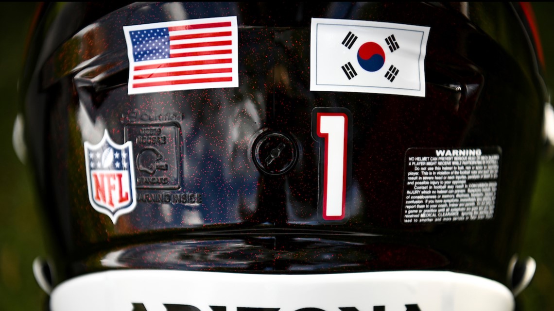 Why are there flag stickers on NFL helmets? - Deseret News