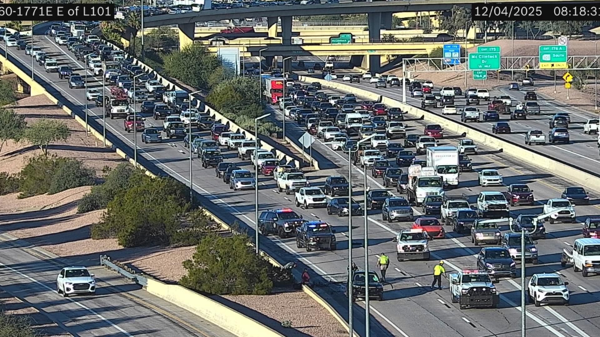 Rollover crash on US 60 cleared up in East Valley | 12news.com