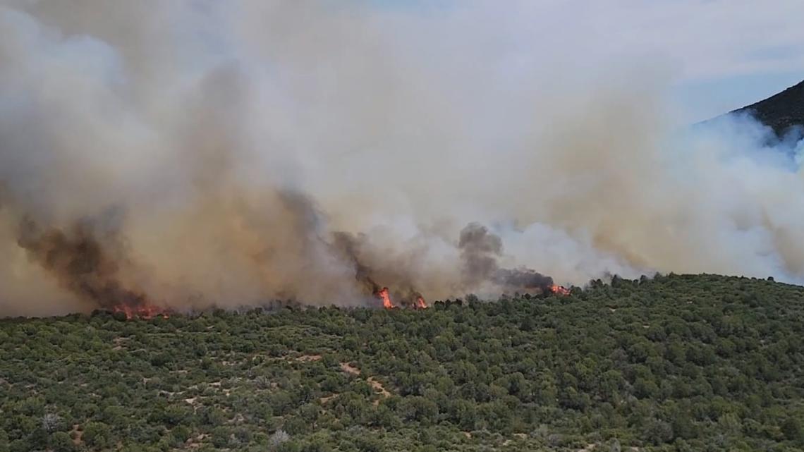 Bear Fire burns 520 acres acres in Arizona | 12news.com