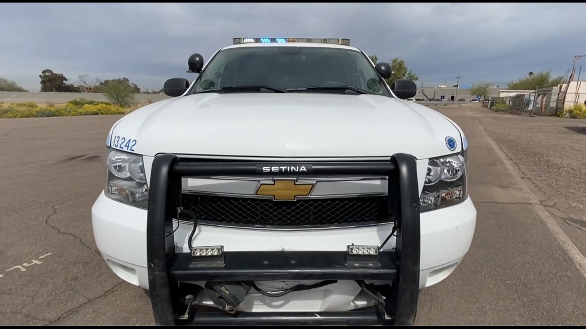 Petugas polisi Scottsdale belajar mengemudi darurat