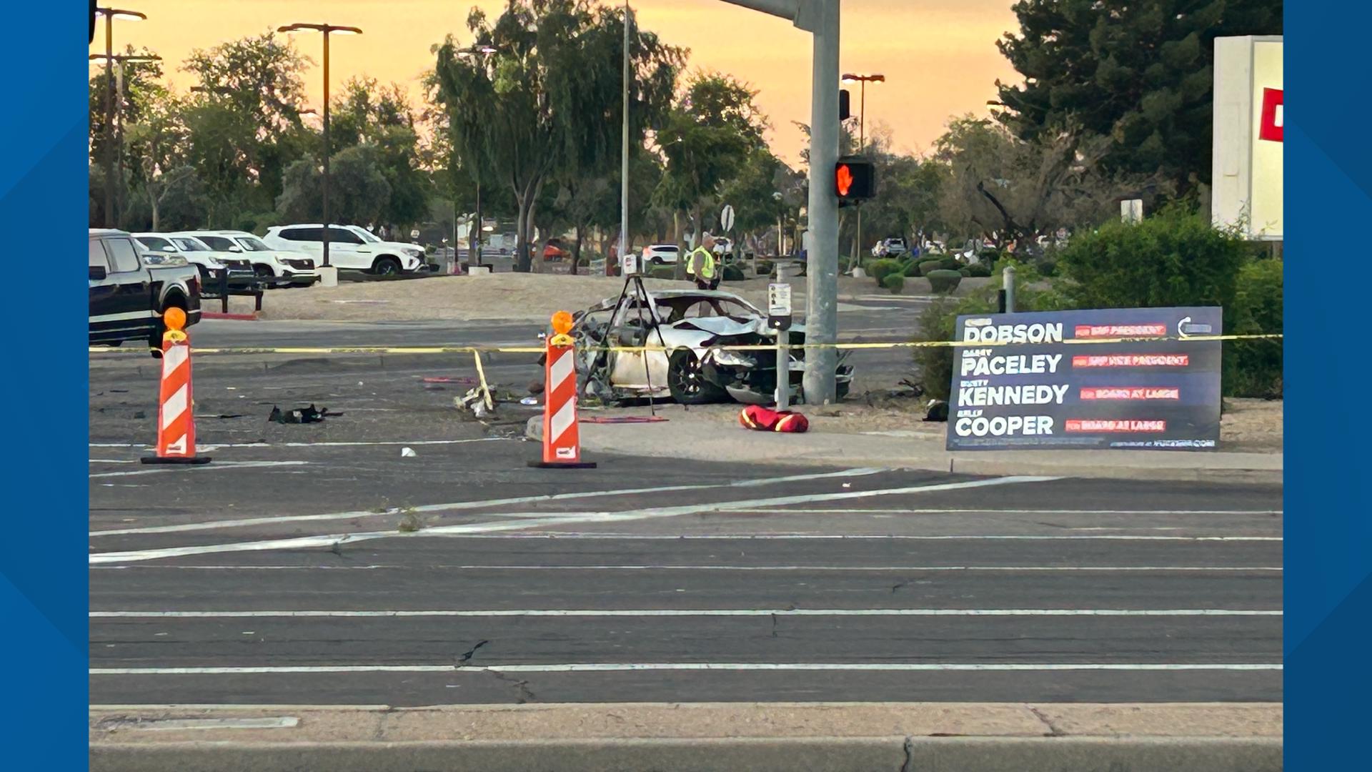 Tempe man dies in fiery crash in Mesa | 12news.com