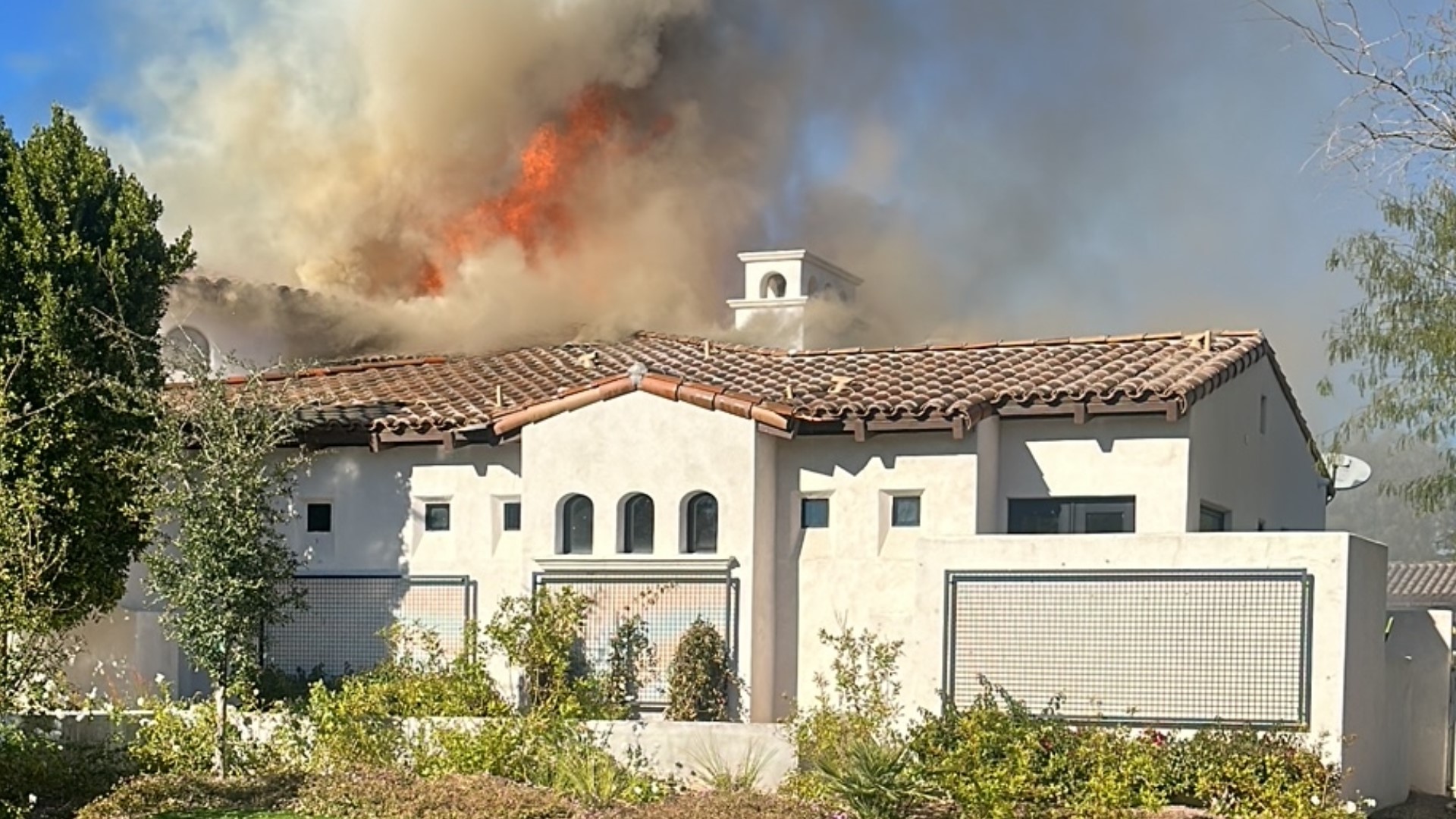 Firefighters from both Phoenix and Scottsdale put out a fire at a mansion in Paradise Valley, Arizona, on Saturday. Watch the video above for the latest information.