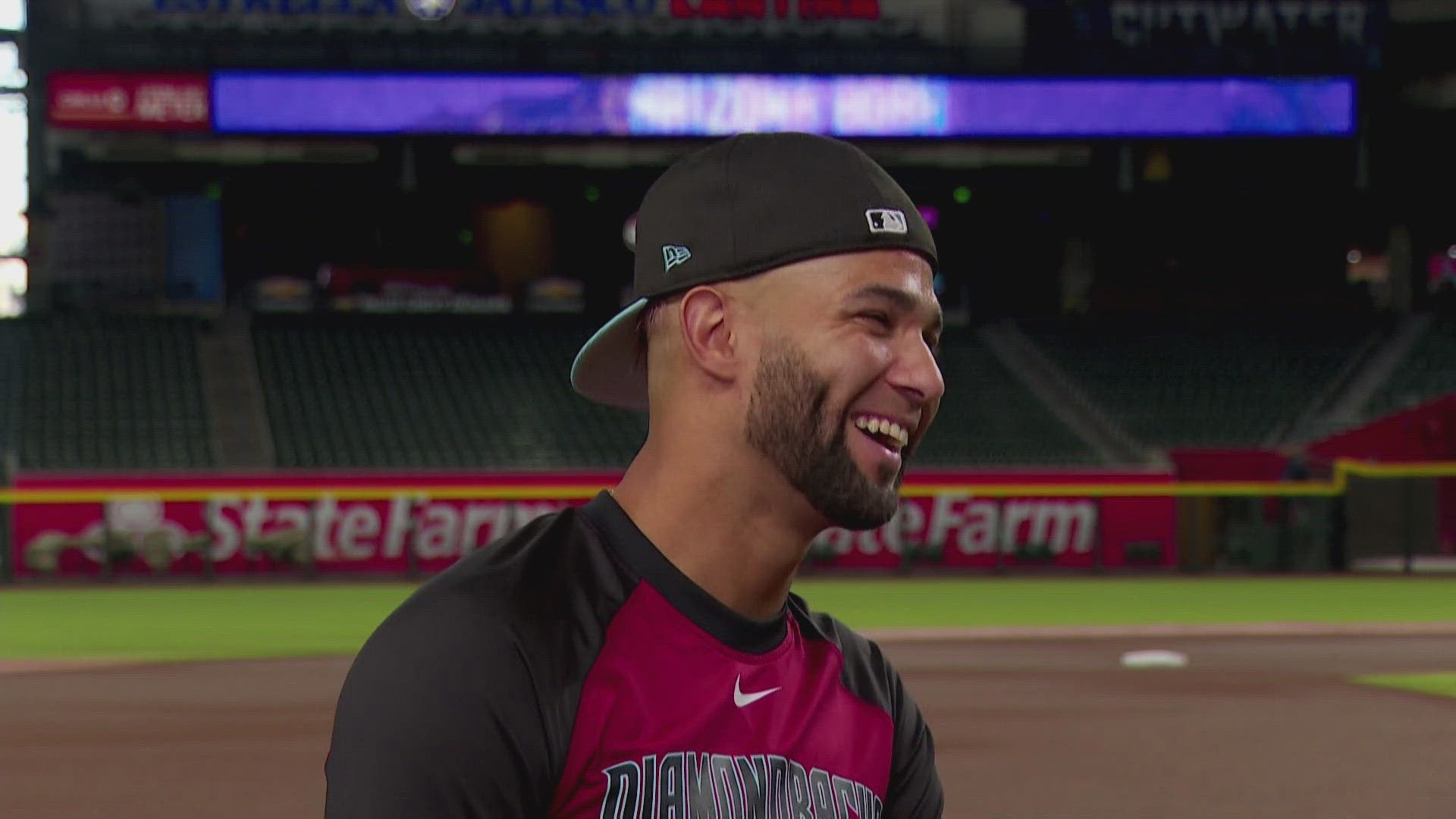 Lourdes Gurriel Jr., jardinero izquierdo de los D-backs comparte con 12News en Español sobre la temporada y más.