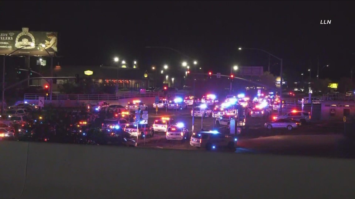 2 Phoenix Police Officers Injured In Shooting Near I-17 | 12news.com