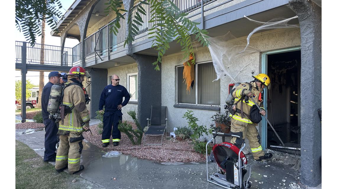 Man in critical condition after apartment fire in north Phoenix ...