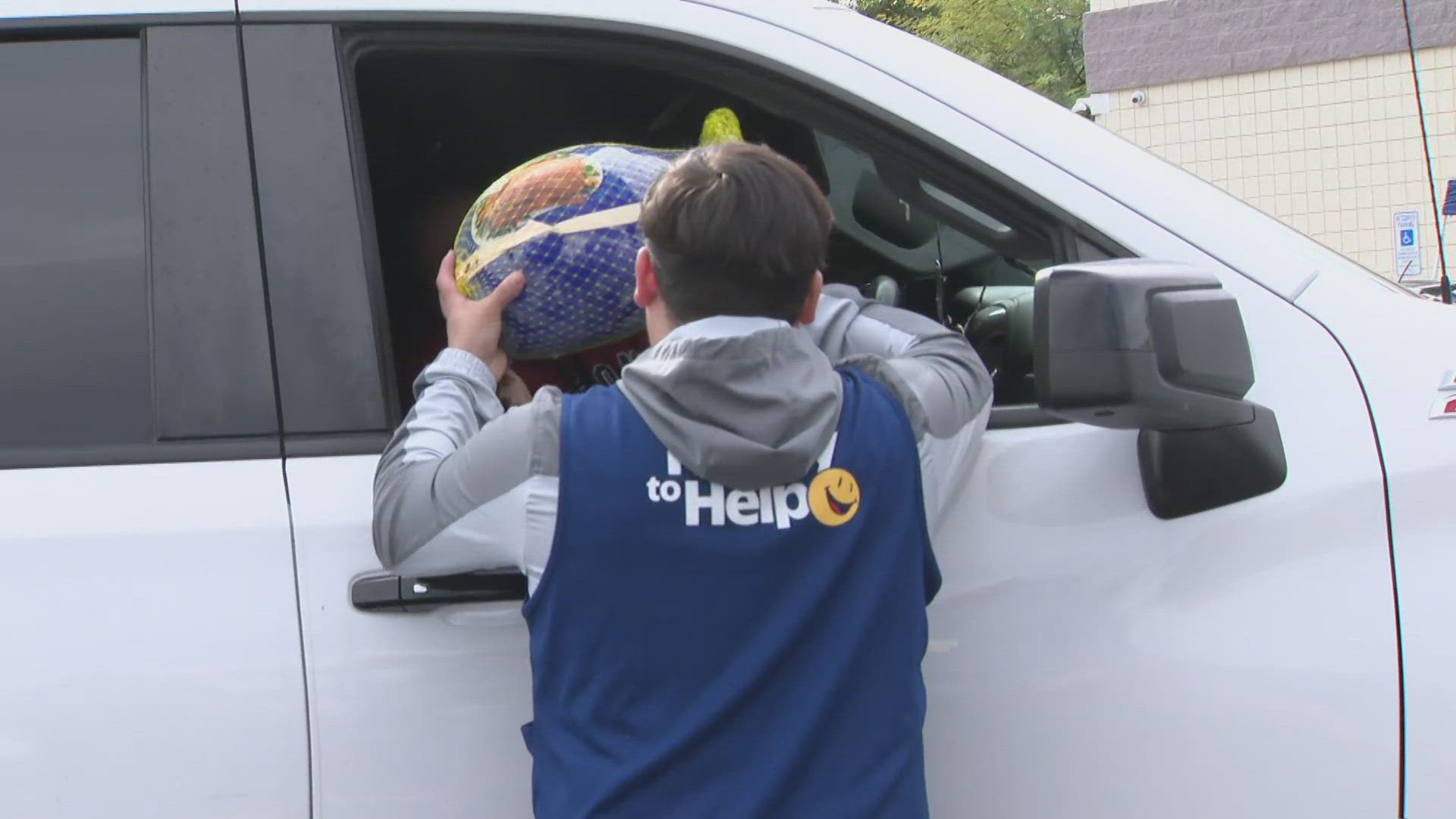 A Valley profit has donated 400 turkeys to kids ahead of the holiday season.