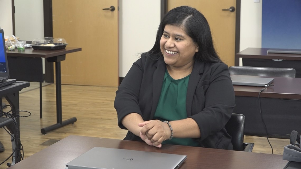 Moms looking to reenter workforce face uphill battle - Vimarsana News