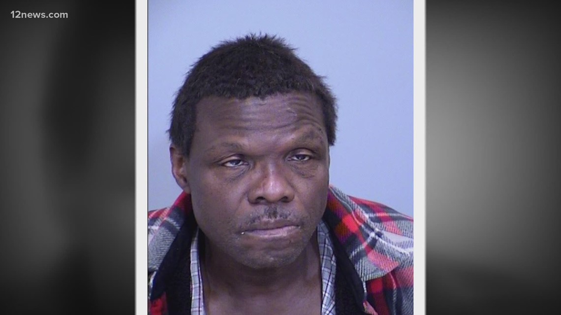 Mom fights off suspect accused of flashing children with broom