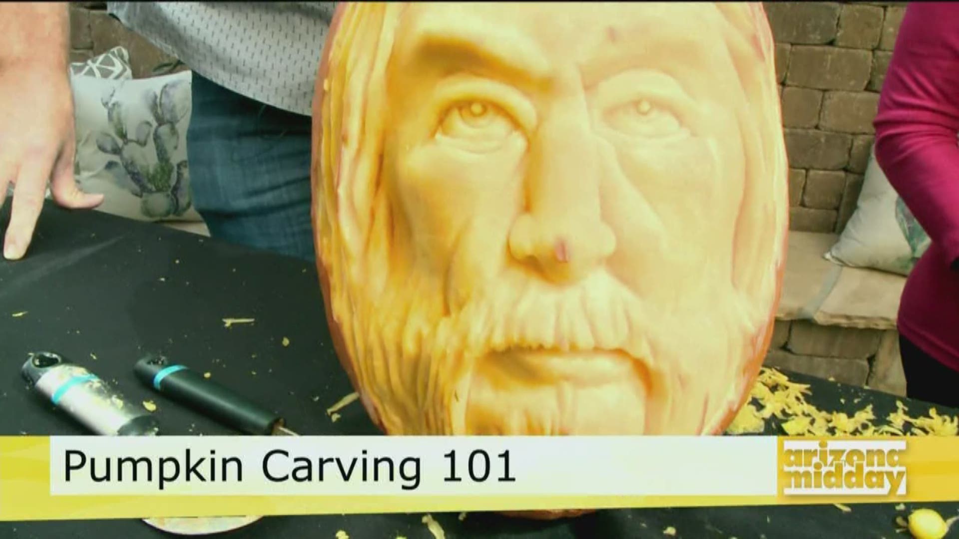 Arizona man sculpts masterpieces in pumpkins