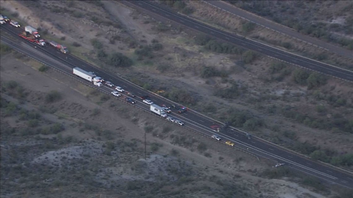 Possible wrong-way crash on I-17, 3 vehicles involved - Vimarsana News