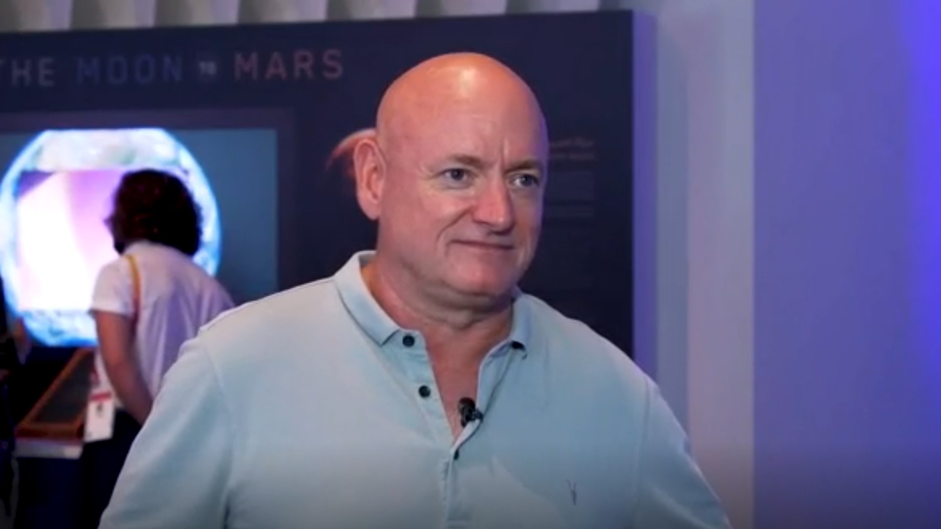 In an interview with CNN, Arizona U.S. Senator Mark Kelly's twin brother, Scott Kelly, said definitively that he does not believe in UFOs or aliens.