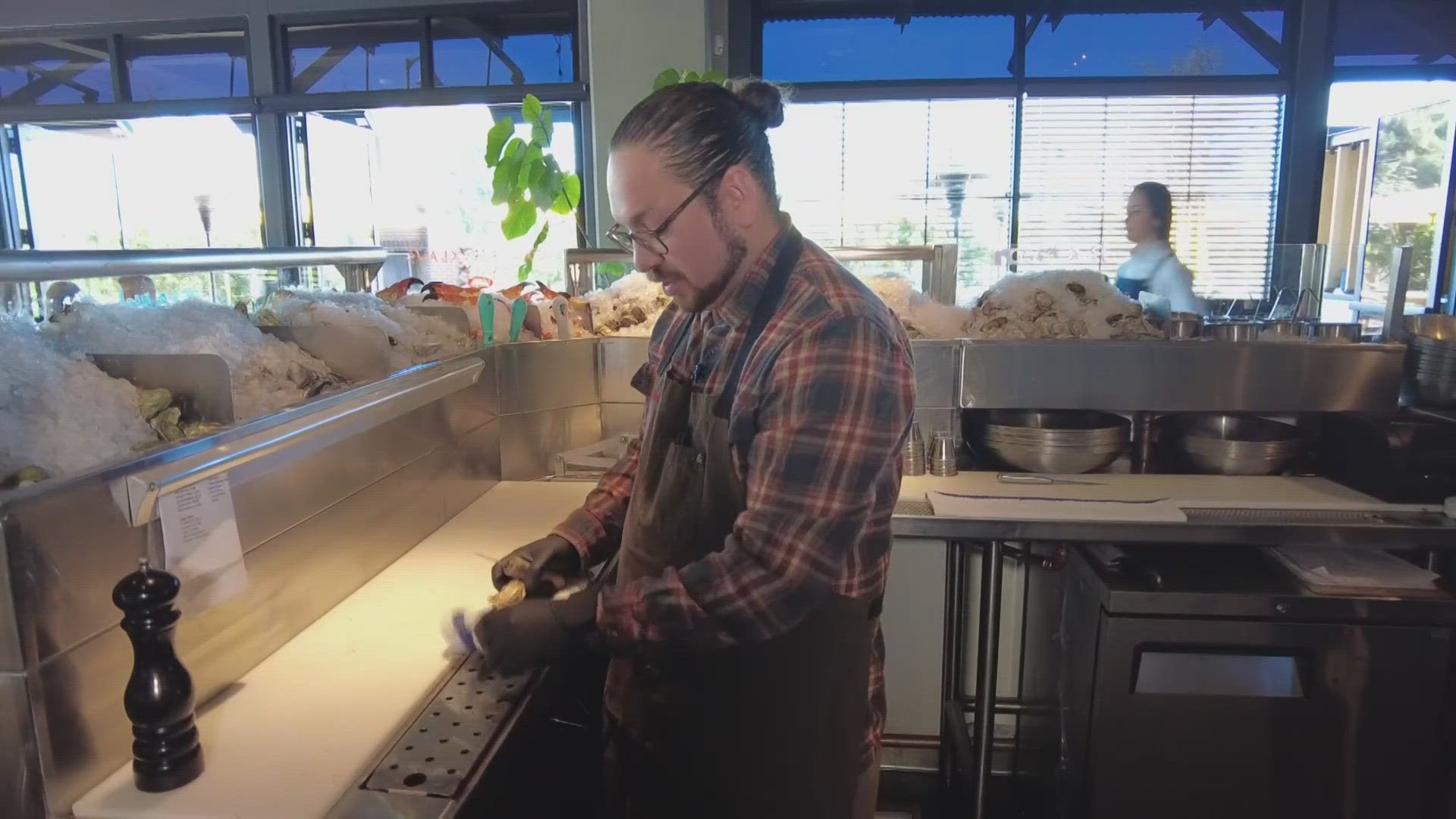 An Arizona family took a chance and bought an Alaskan oyster farm. Here's how they have found success with a Valley restaurant.