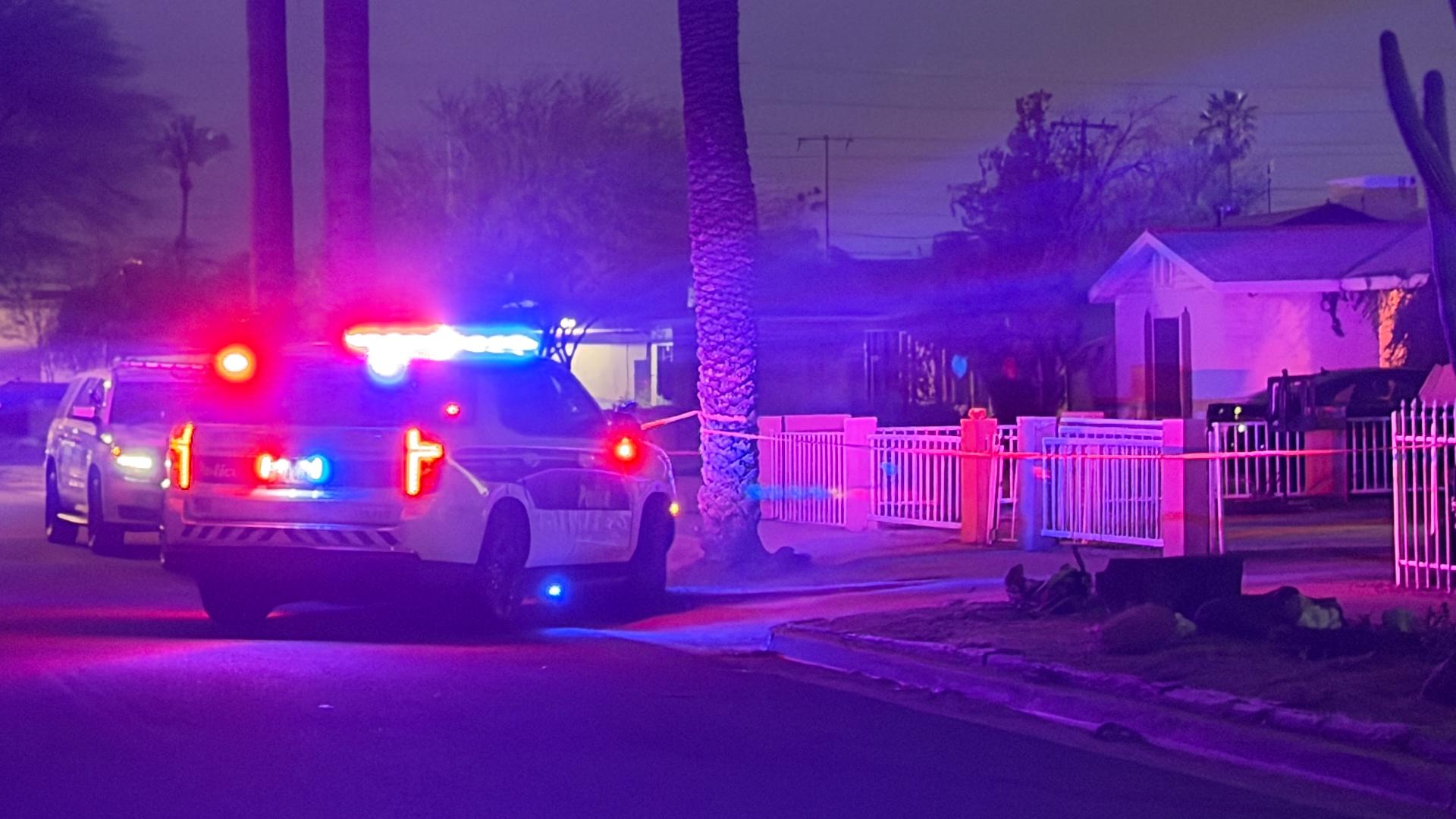 Man shot during possible robbery in central Phoenix | 12news.com