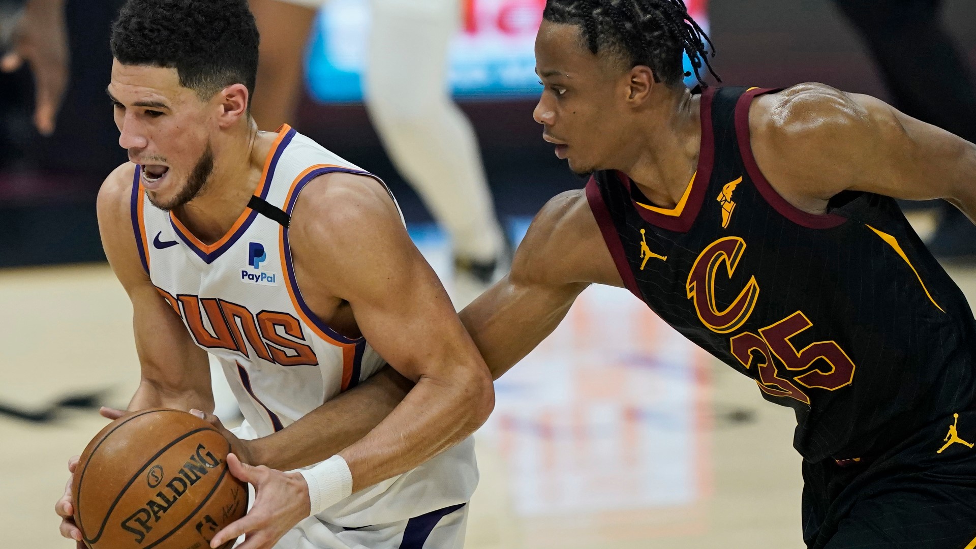 Cavs Crush Suns With Dominant 118-92 Victory