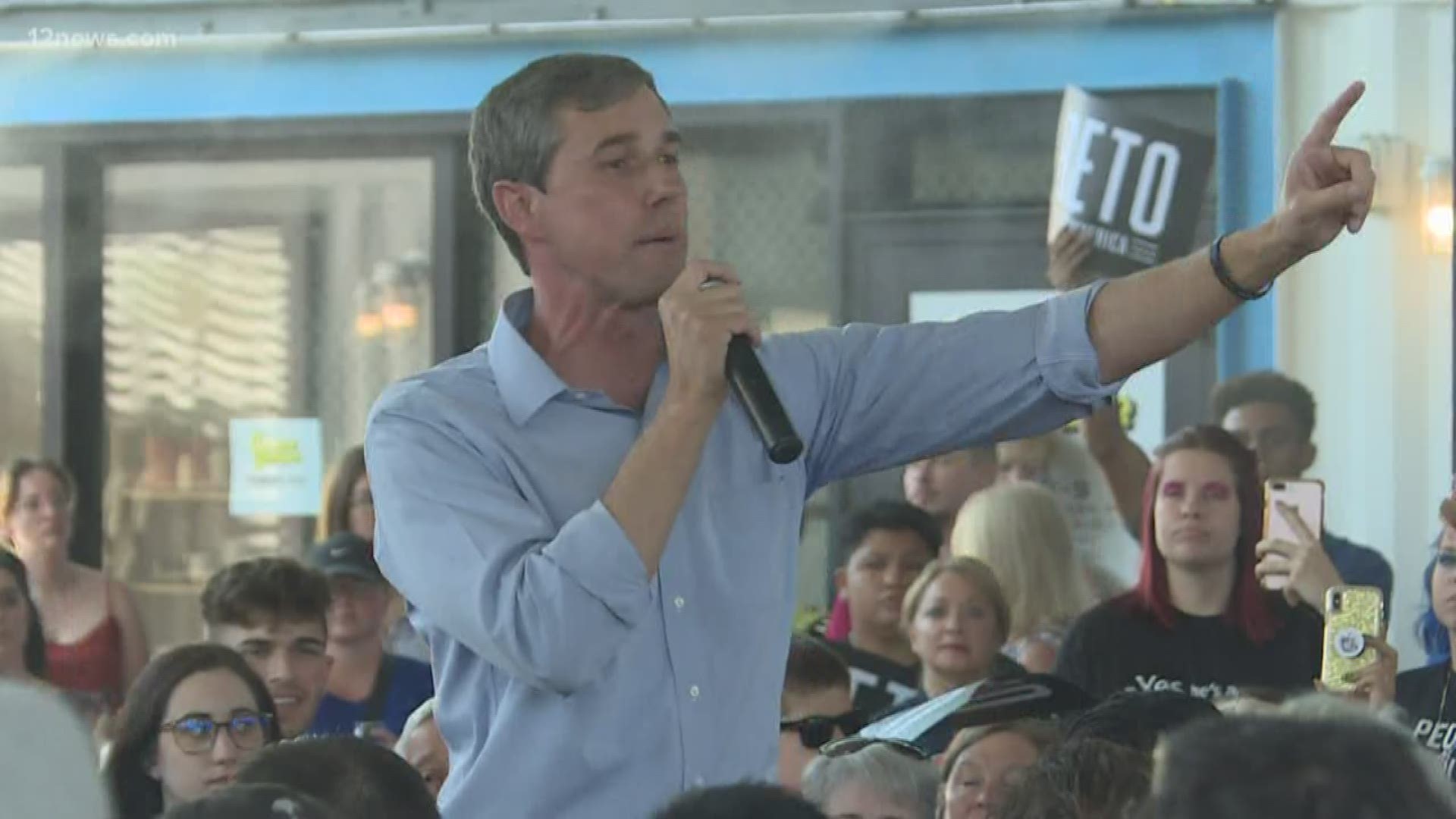 Democratic presidential candidate Beto O'Rourke held a rally on Sunday in downtown Phoenix. Team 12's Matt Yurus has the story.