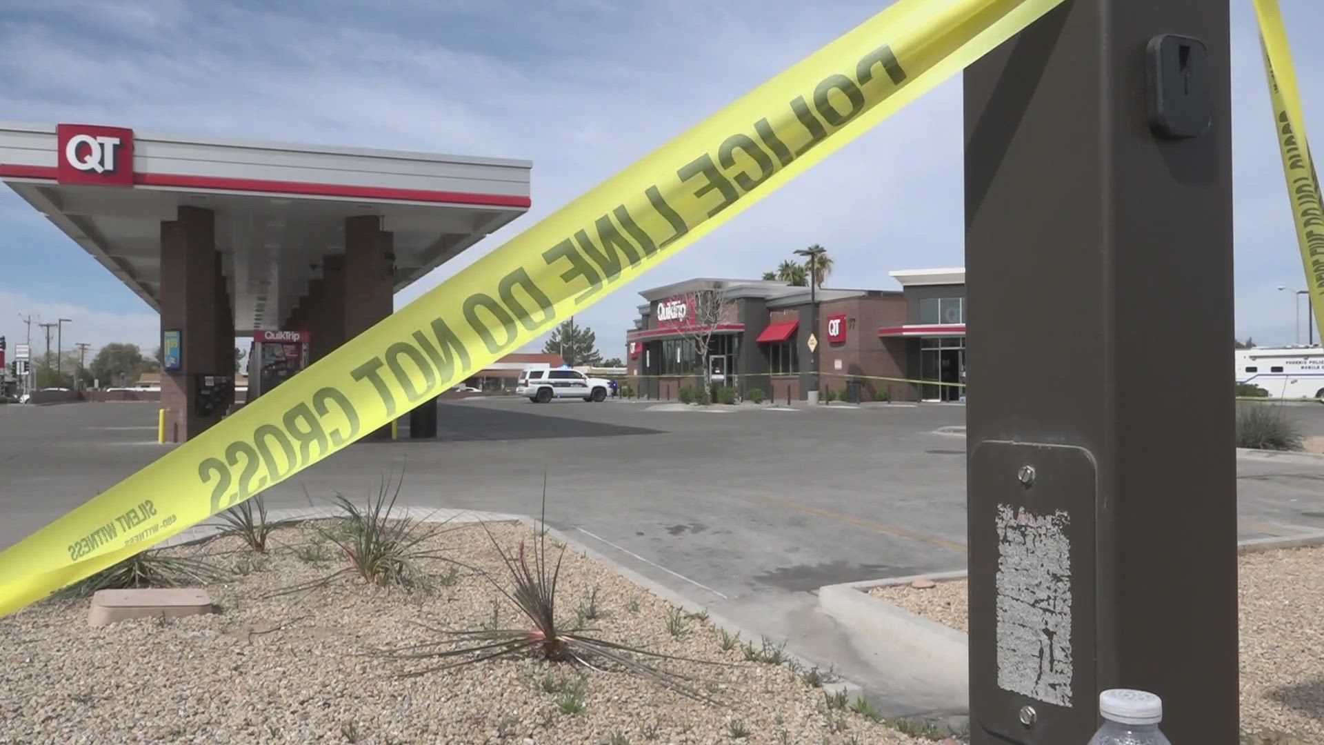 Phoenix police are investigating the death of a man who barricaded himself inside a gas station storage room Tuesday morning.