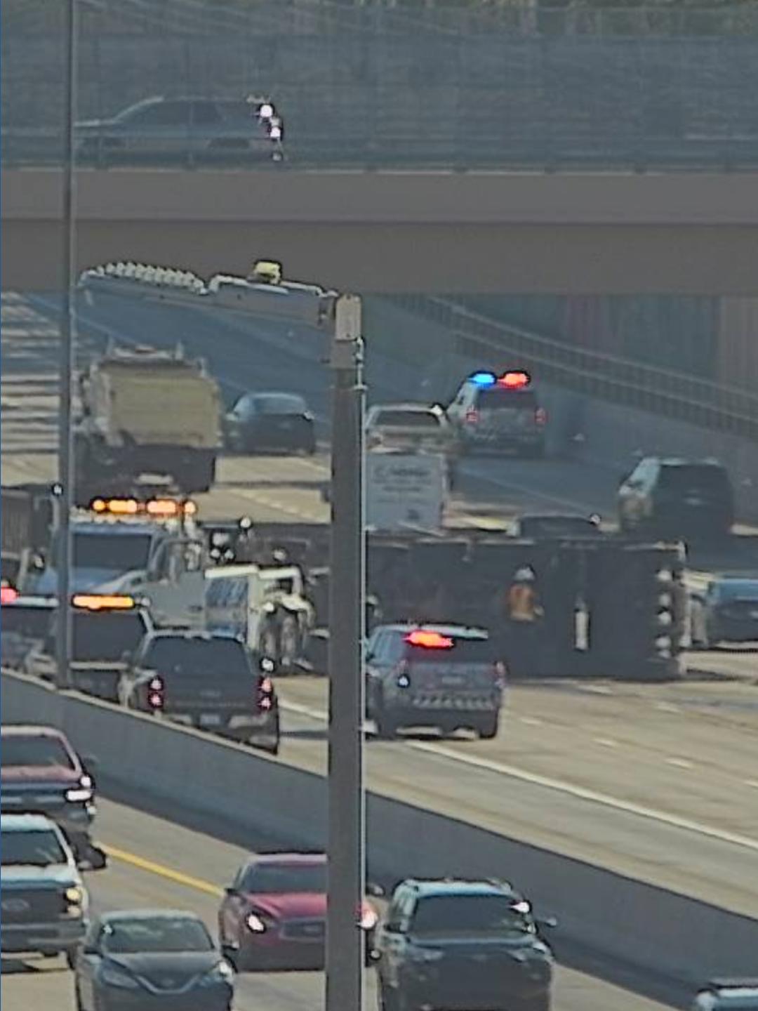 Loop 101 SB in Scottsdale partially blocked after rollover crash ...