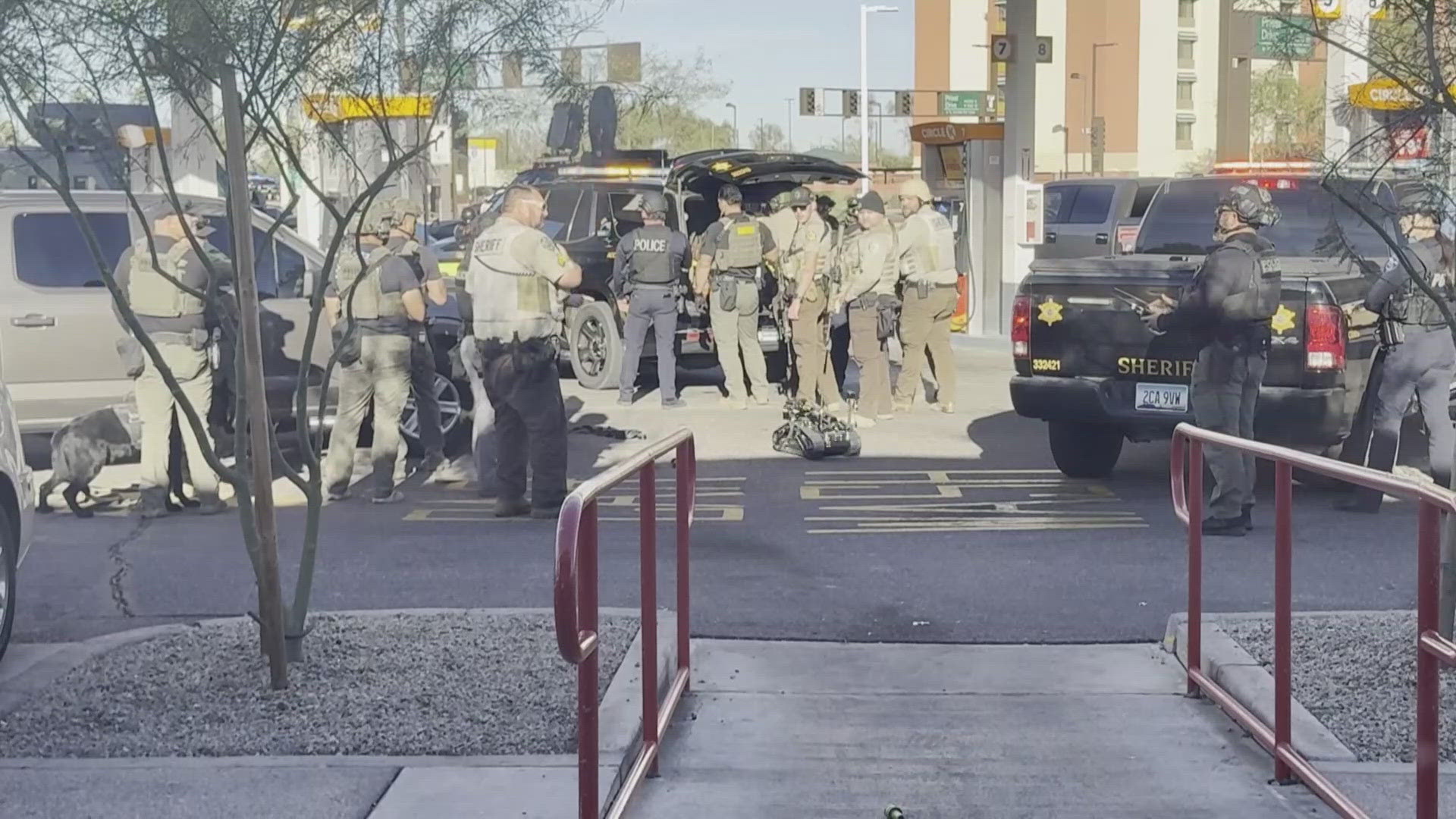 Mickey Rourke rejects fundraiser that raised more than $93,000 for him ...