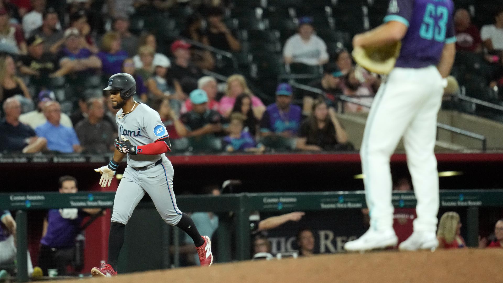 D-backs' 9th inning rally falls short in 9-8 loss to Marlins | 12news.com