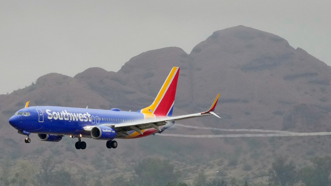 Super Bowl LVII: Phoenix Sky Harbor Airport preparing for surge in travelers