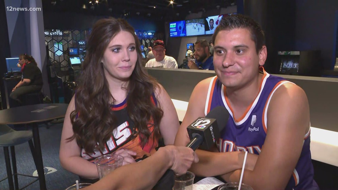 Suns fans take in the action at FanDuel Sportsbook in Footprint Center
