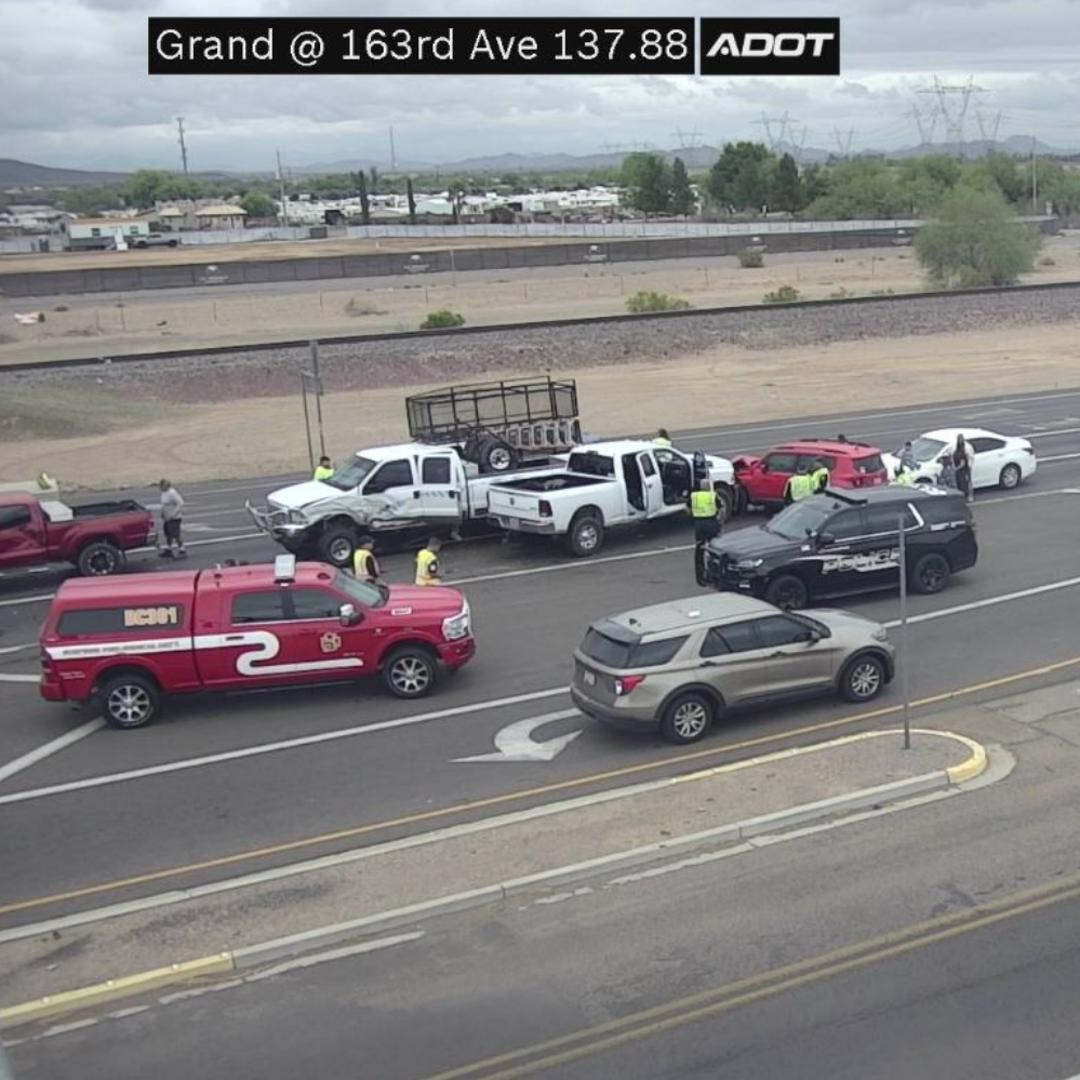 Crash closed parts of Grand Avenue in Surprise, lanes now open | 12news.com