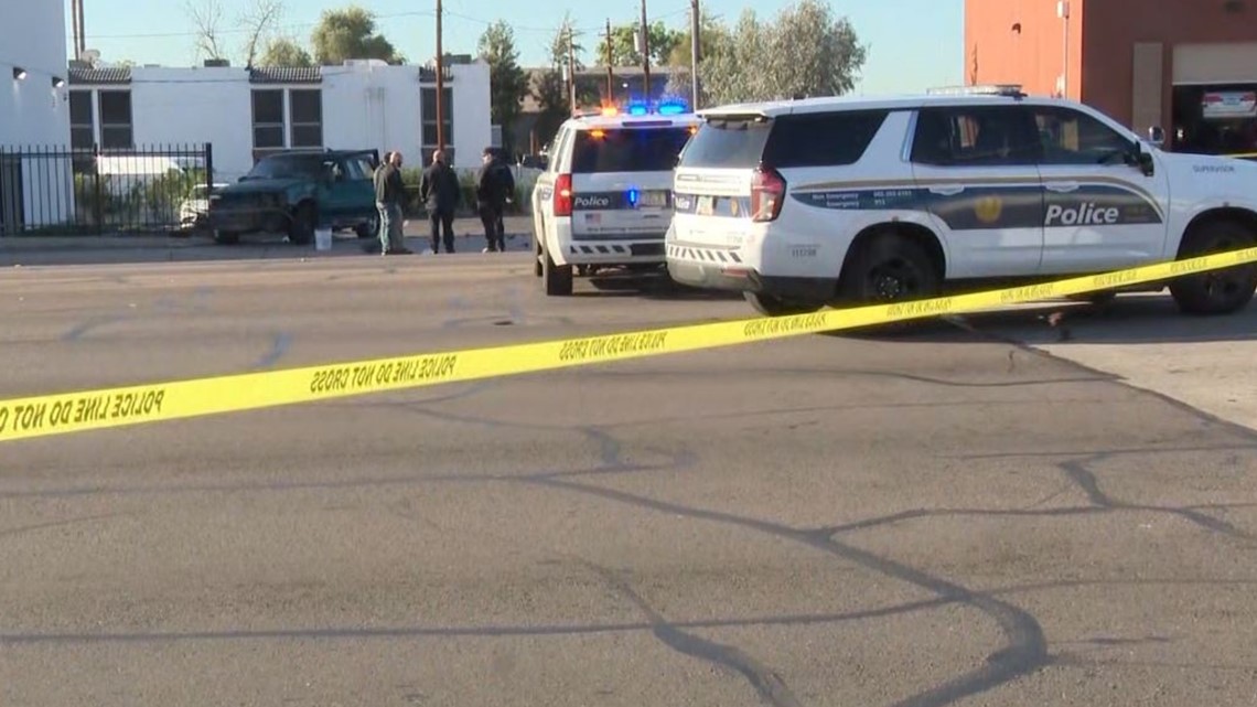 Pria berusia 60 tahun tertabrak, tewas tertabrak mobil di pusat Phoenix