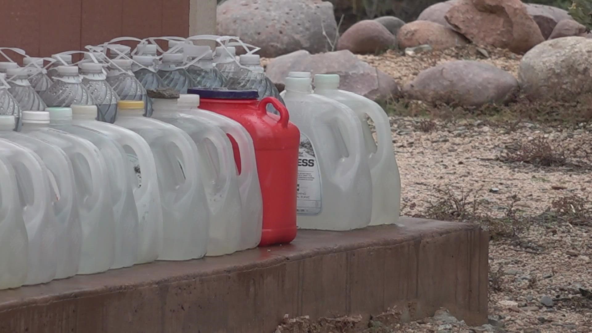 Rio Verde Foothills residents are asking the Arizona Corporation Commission for help after Scottsdale cut off their access to the city's water.