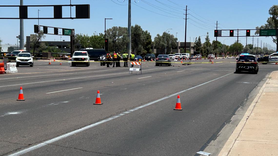 Tempe crash injures bicyclist 12news com