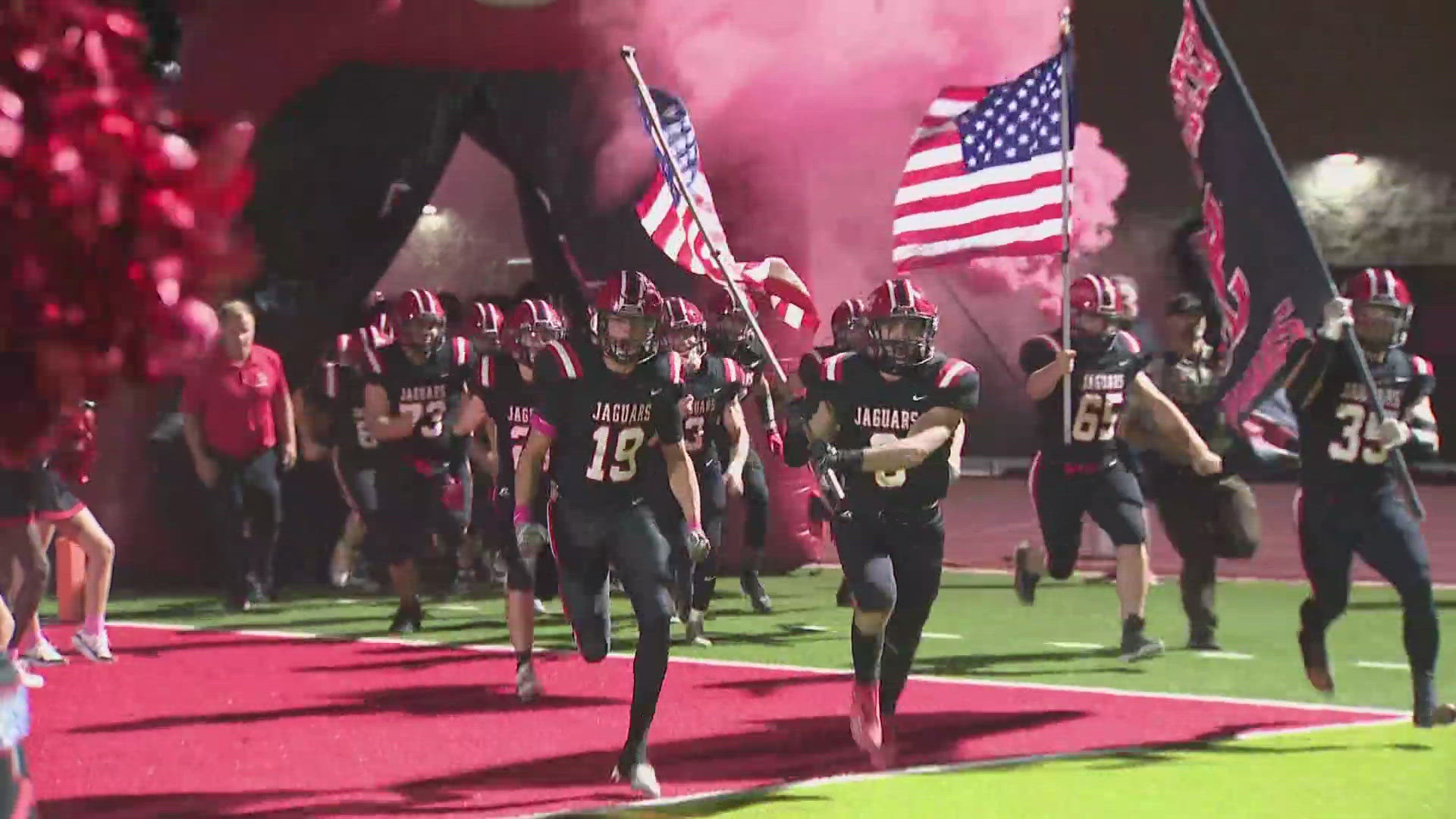 ​Boulder Creek got their first win of the season on Friday night! 12Sports journalist Lina Washington was on the road with the Jags and has the highlights.