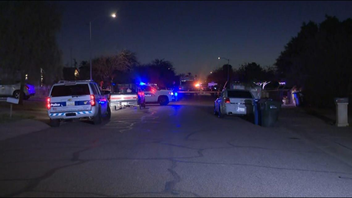 Man arrested in 'brutal murder' after woman found stabbed in Phoenix ...