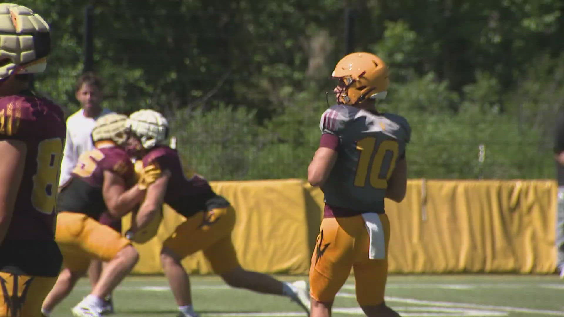 Sam Leavitt has been named ASU's starting QB and 12Sports insider Doug Franz weighs in on the expectations for the Sun Devils in Year 2 of the Kenny Dillingham era.