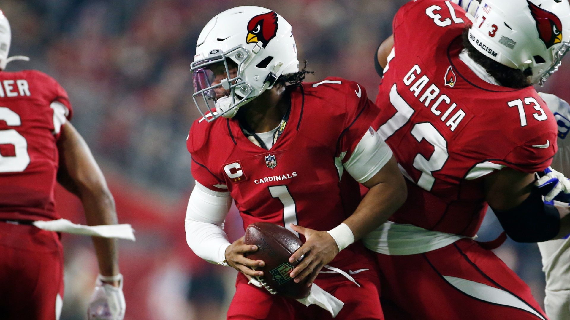 En el cierre de la semana 14 de la NFL, los Arizona Cardinals no pudieron descifrar a Los Angeles Rams, además de que a Kyler Murray lo interceptaron dos veces.