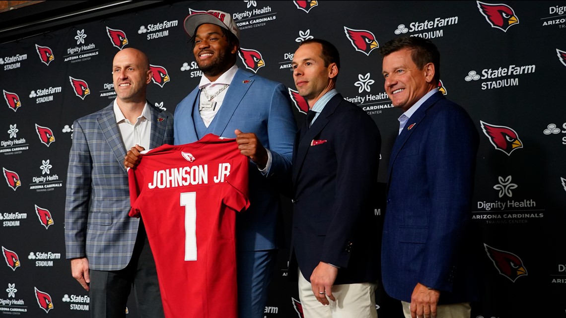 Monti Ossenfort's 2023 NFL Draft Turned the Cardinals Brutal Offseason Into  Optimism for the Future - Bleacher Nation