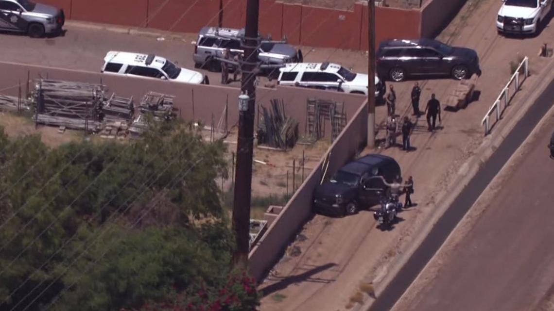Driver arrested after DPS pursuit in Phoenix | 12news.com
